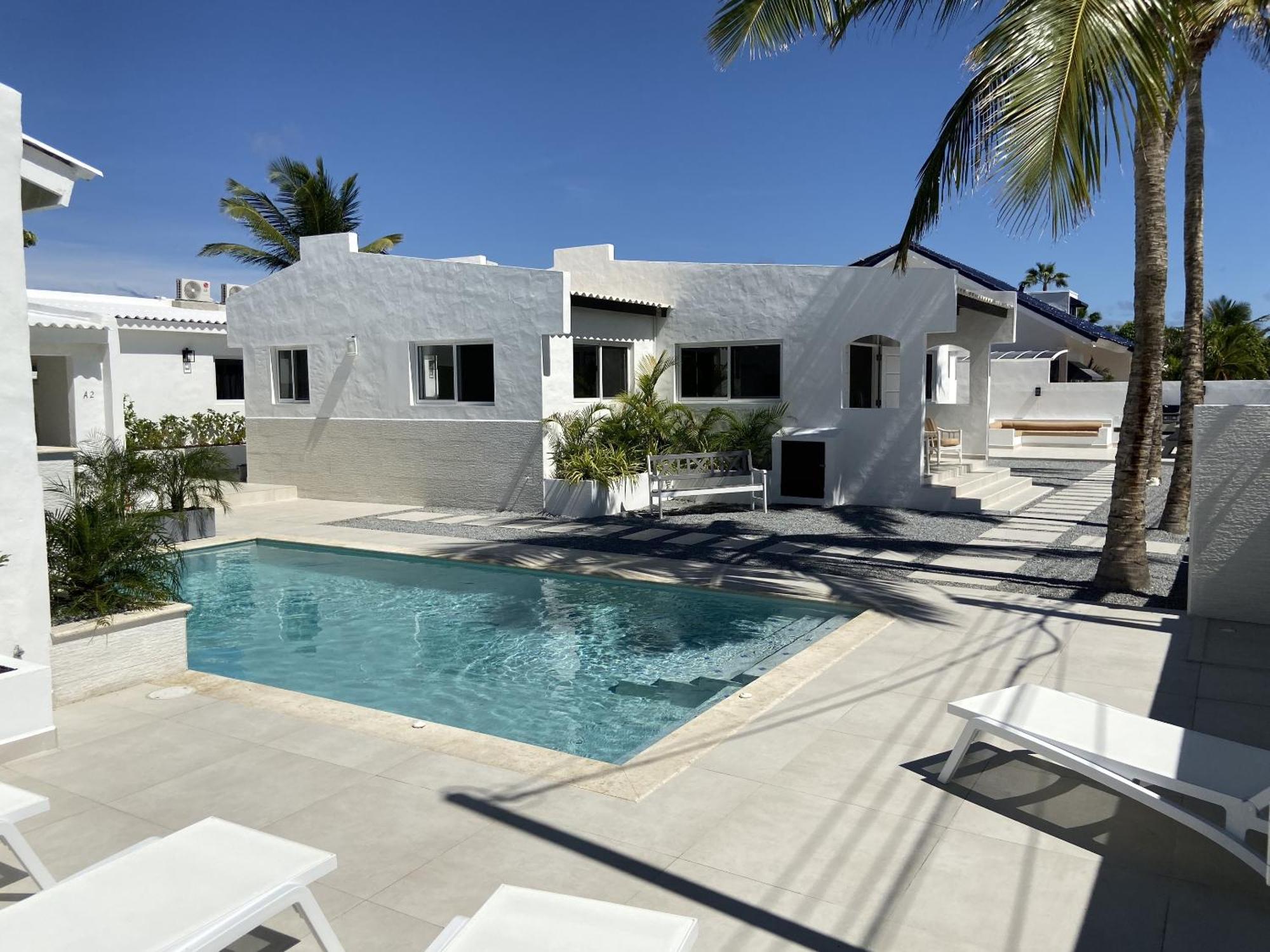Movida Inn Aruba Palm Beach Exterior foto